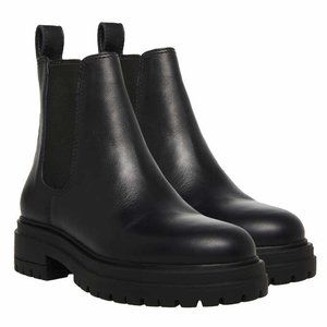 Steve Madden Ladies' Leather Gore Chelsea Boot